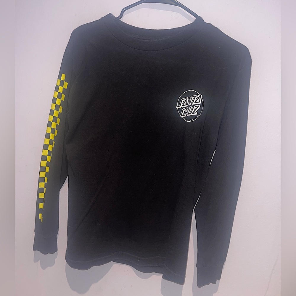Women’s Santa Cruz Skateboards long sleeve T, size S. Barely used 💛